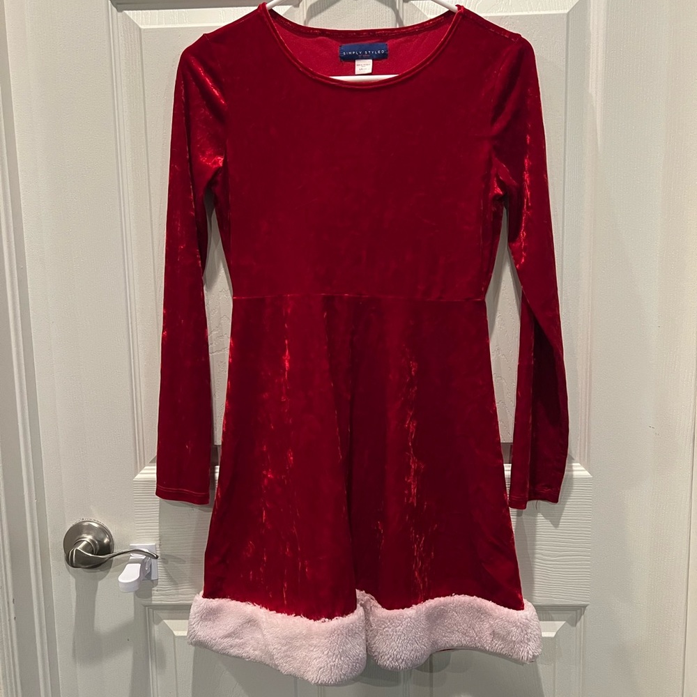Super cute Holiday Dress